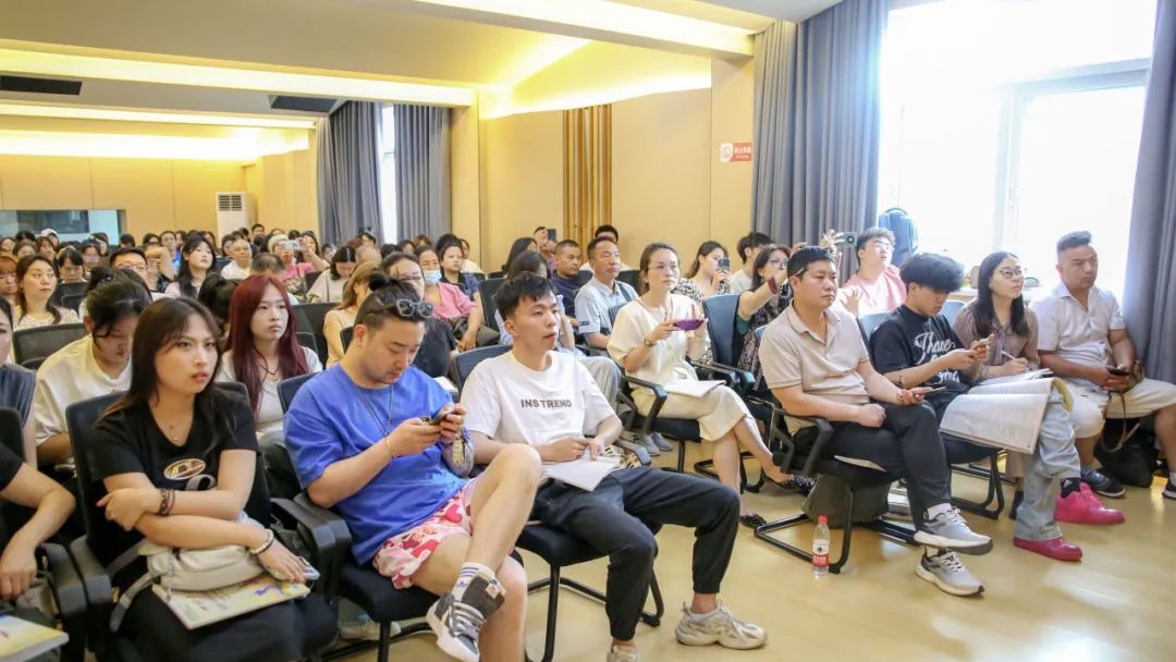 篮球训练计划一个月重早到晚_1